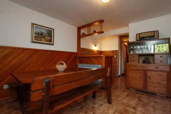Apartment Piranesi With A Parking Space Pula