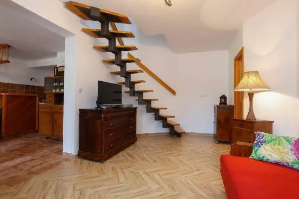 Apartment Piranesi With A Parking Space Pula